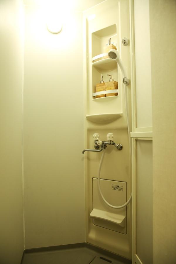 See U Guest House Осака Экстерьер фото